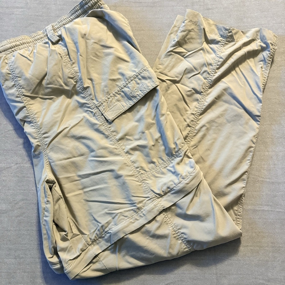 Columbia PFG Fishing Pants Mens 2XL Beige UPF 50 Mesh Lined Zip Pocket Nylon